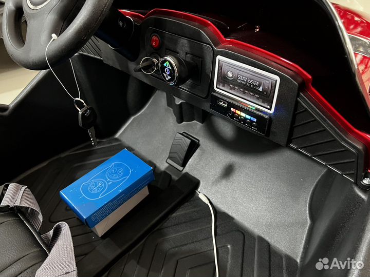 Детский электромобиль