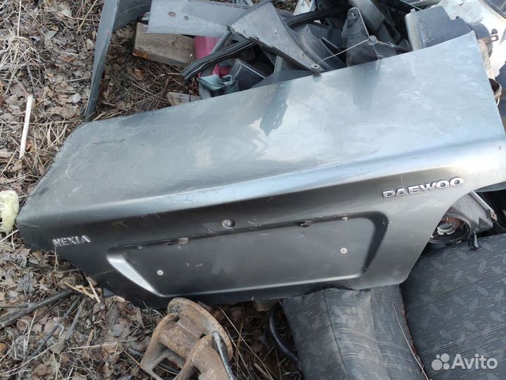 Крышка багажника daewoo nexia