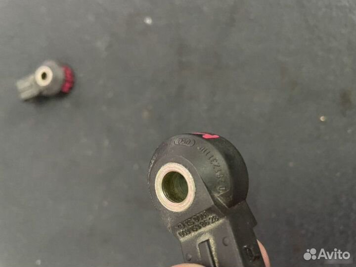 Датчик детонации Mercedes-Benz E Klass W210