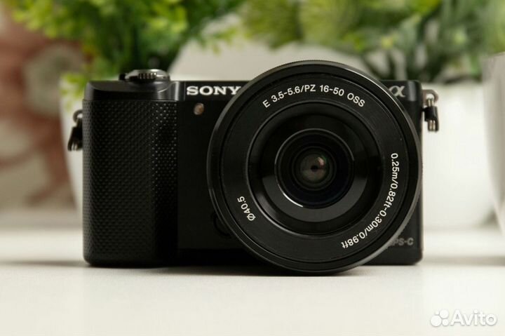 Sony A5000 Kit (Пробег 700 фото)