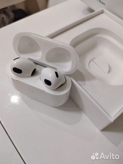 Беспроводные наушники apple airpods 3