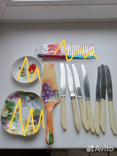 Посуда, столовые приборы, кухонная утварь