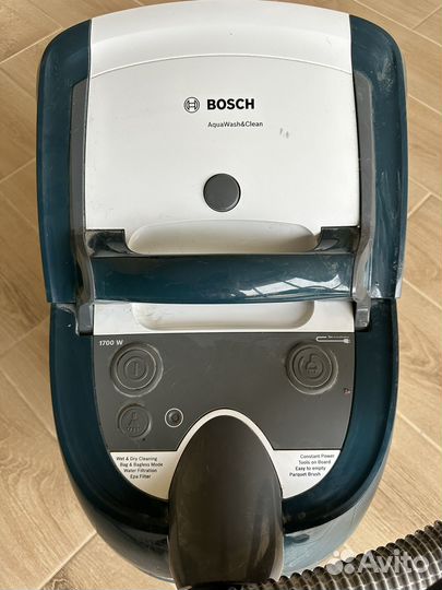 Пылесос Bosch BWD41740