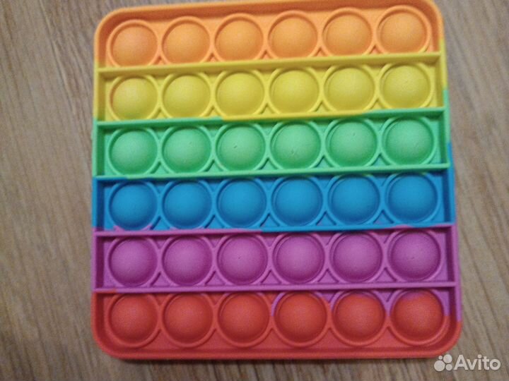 Антистрессы (поп ит и симплы димплы)