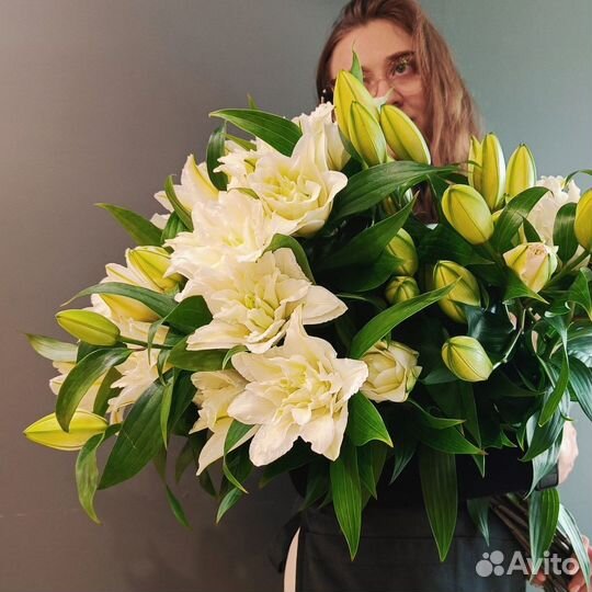 Лилия цветы букеты