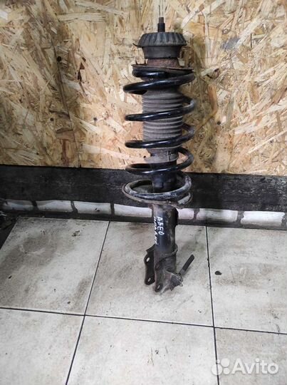 Амортизатор передний правый Chevrolet Aveo T200
