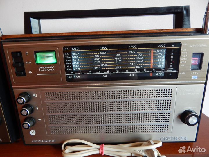 Советский радиоприемник Океан 214 с FM