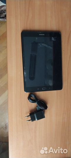 Планшет Samsung Galaxy Tab A SM-T555
