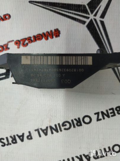 Датчик подушки безопасности w211 Mercedes