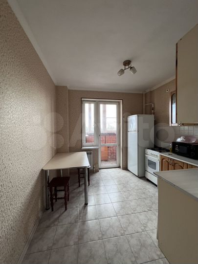 1-к. квартира, 42 м², 4/10 эт.