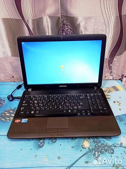 Ноутбук Samsung Core i5/8Gb/SSD 120GB