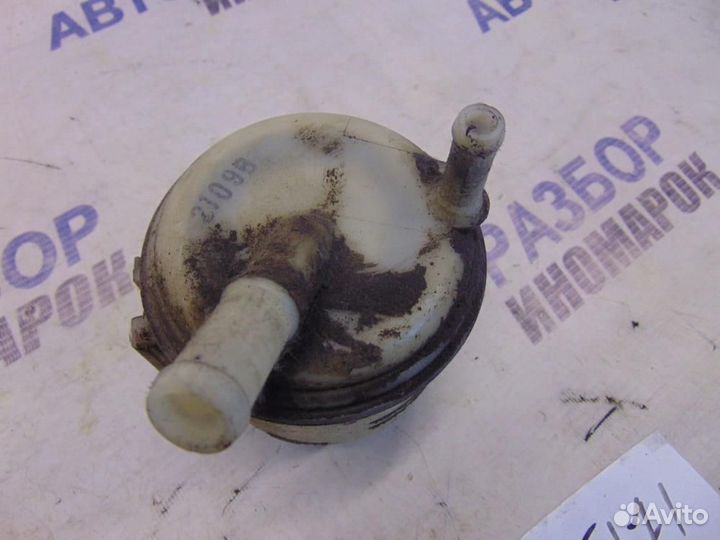 Бачок гидроусилителя для Nissan Wingroad 2 1999-2