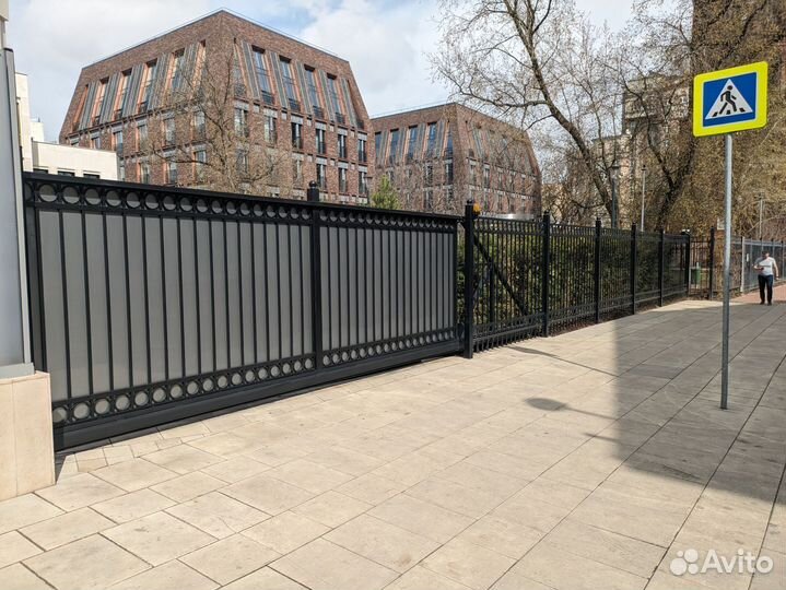 Откатные ворота под ключ с фундаментом