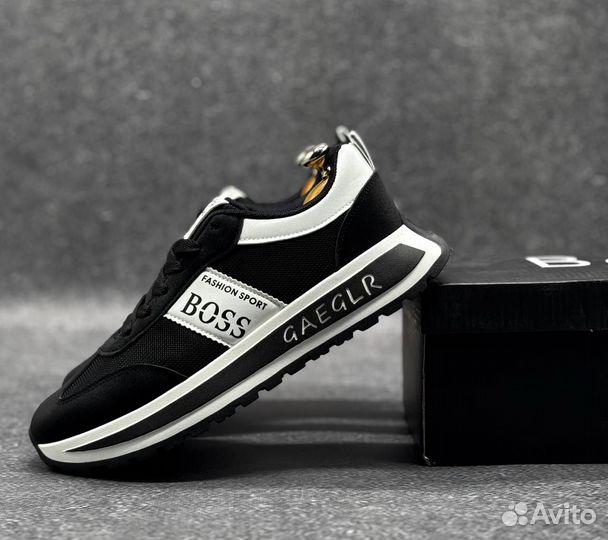 Кроссовки мужские boss