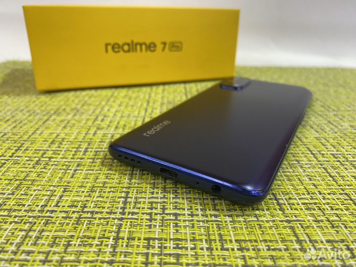 realme 7 Pro, 8/128 ГБ