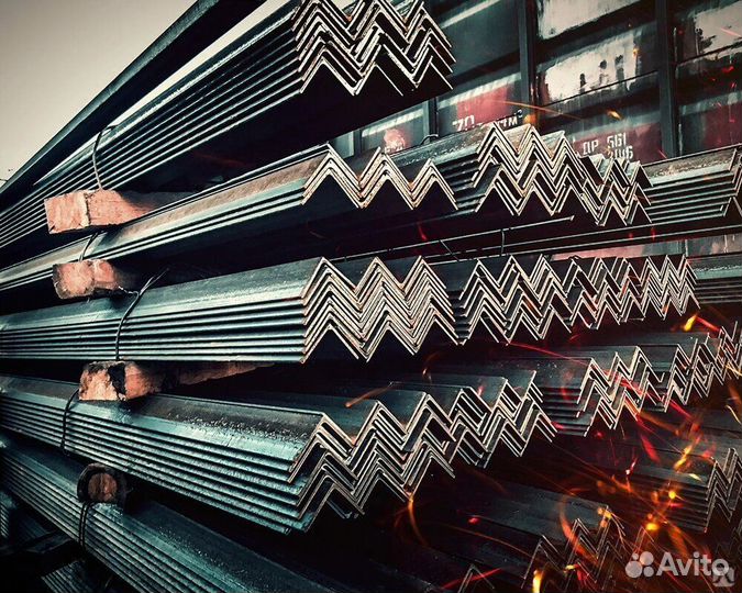 Уголок 200. Металлопрокат