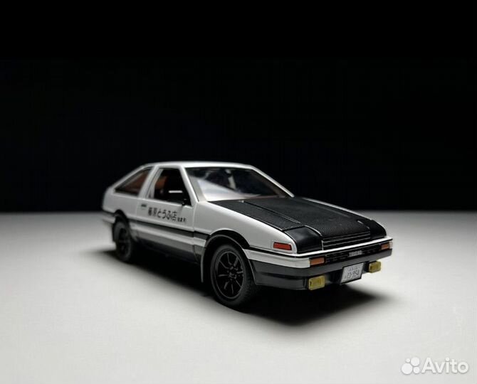 Коллекционная машинка Toyota ае 86