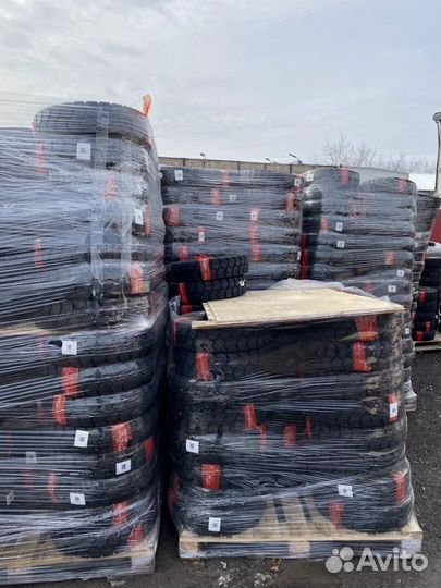 Шина цельнолитая 18х7-8