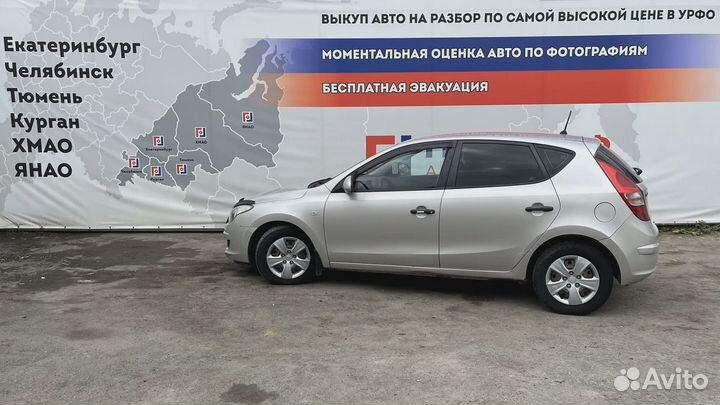 Моторчик стеклоподъемника передний левый Hyundai I30 (FD) 82450-2R000