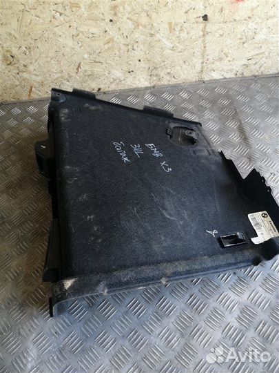 Обшивка багажника задняя левая Bmw X3 F25 N47D20C
