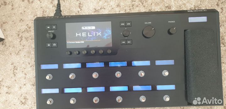 Гитарный процессор эффектов Line 6 Helix