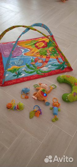 Развивающий коврик tiny love