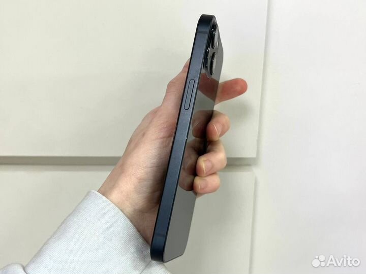 iPhone 13, 256 ГБ