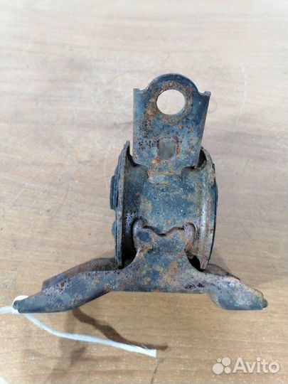 Подушка двигателя левая Honda Fit GE8 L15A 2007