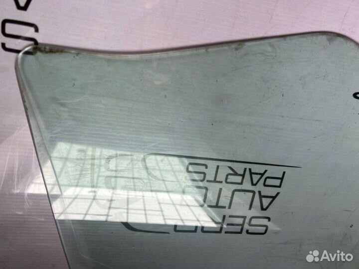 Стекло двери переднее правое Chevrolet Cruze J300