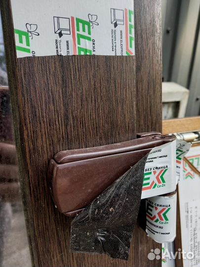 Дверь из пвх входная