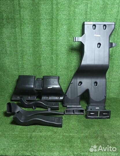 Комплект задних дефлекторов воздуховода touareg NF