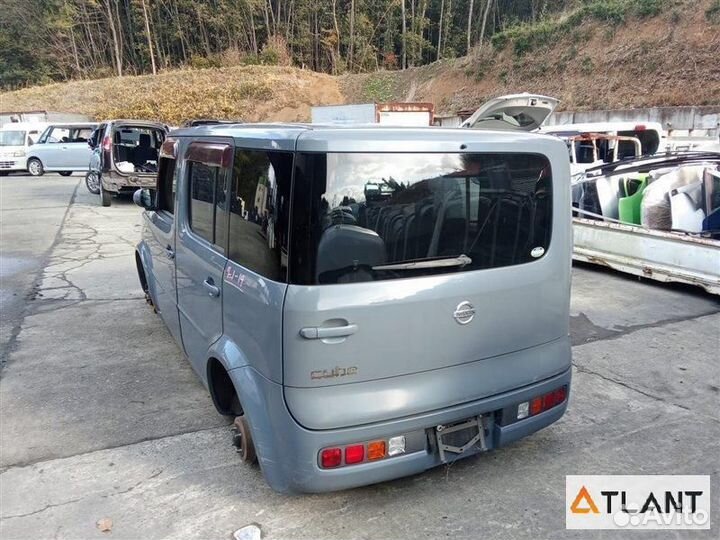 Накладка замка багажника nissan cube