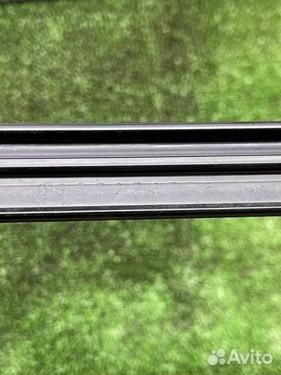 Уплотнитель двери перед зад Mitsubishi Lancer 9 ix