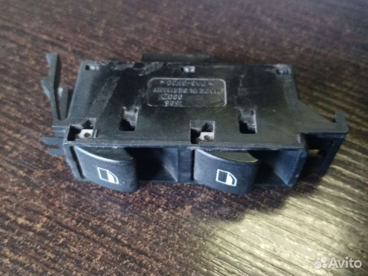 Кнопка стеклоподьемника BMW E46