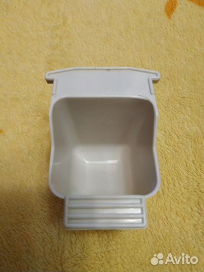 Кормушки для птиц и грызунов новые