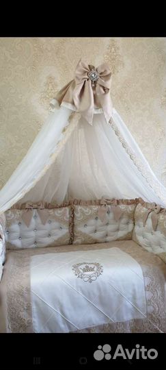 Бортики в кроватку с балдахином