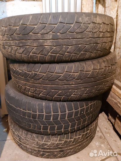 Michelin LTX A/S 235/65 R17