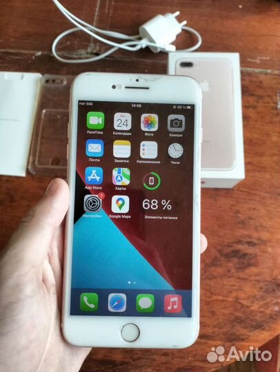 Телефон iPhone 7+