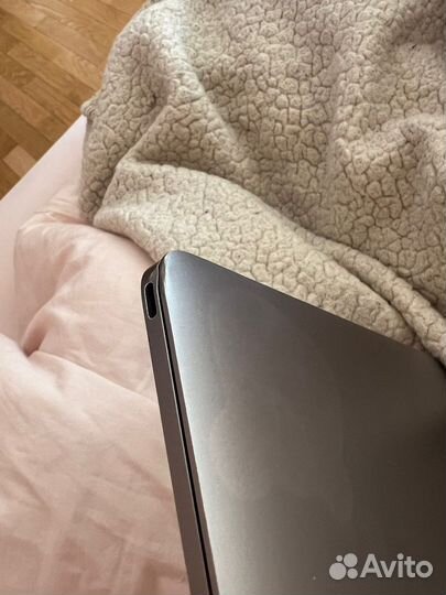 Apple MacBook 12 early 2016 512gb