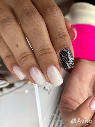 Маникюр