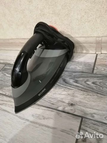 Утюг Bork I604 / I603 / I780. Чайник Bork k730