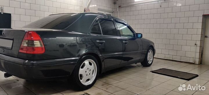 Mercedes-Benz C-класс 2.0 AT, 1997, 345 000 км