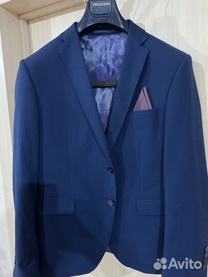 Костюм мужской классический Truvor