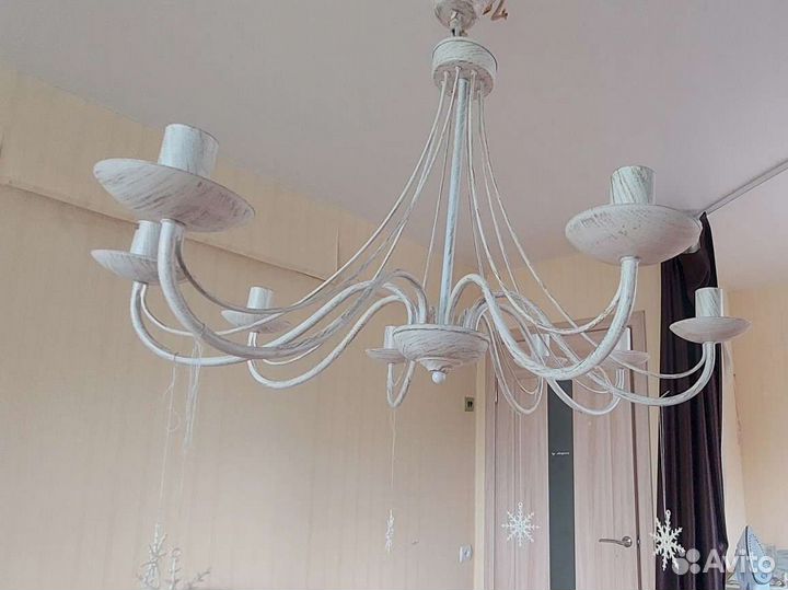 Люстра белая винтажная бу