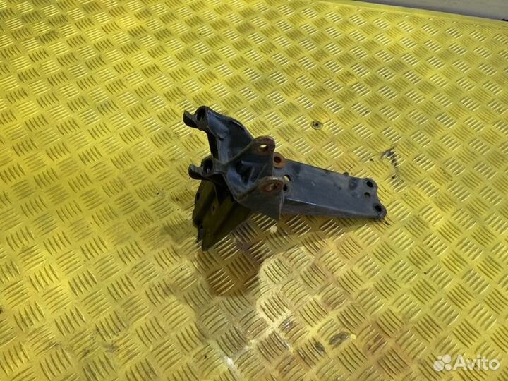 Кронштейн кабины Man Tga Tgs Tgx