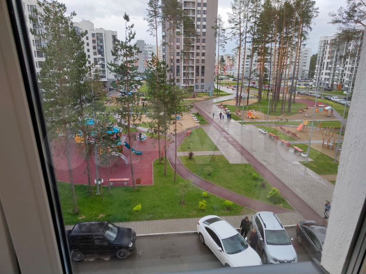 2-к. квартира, 45 м², 4/9 эт.