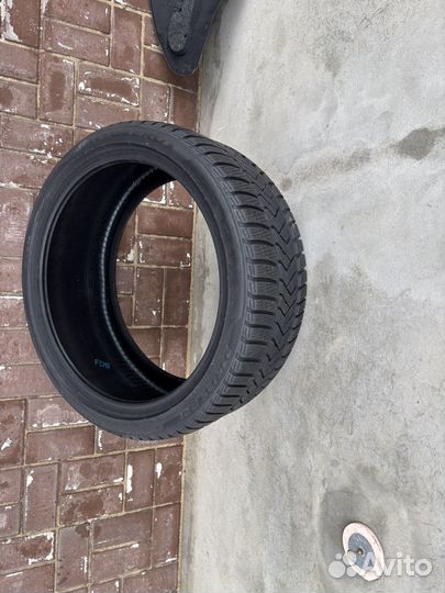 Pirelli Winter Sottozero 3 275/35 R21