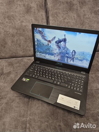 Игровой ноутбук ryzen7 8gb SSD 512 GTX1050 4Gb