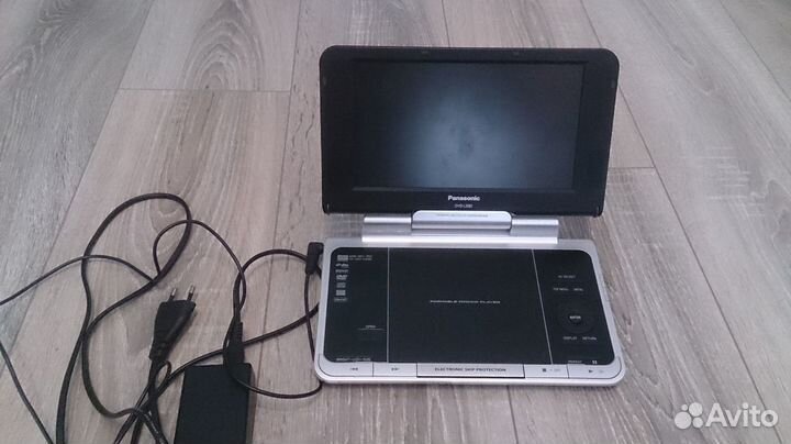 DVD-LS80. портативный DVD-проигрыватель Panasonic