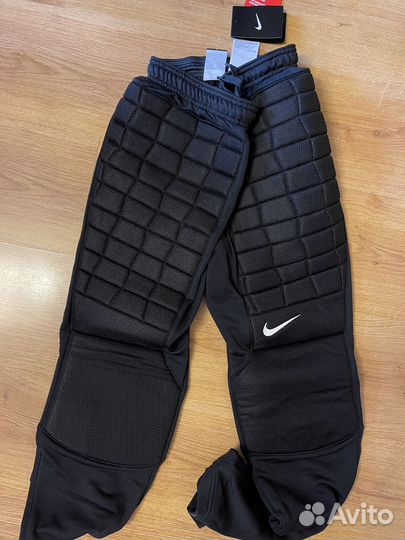 Брюки вратарские Nike детские новые, гетры